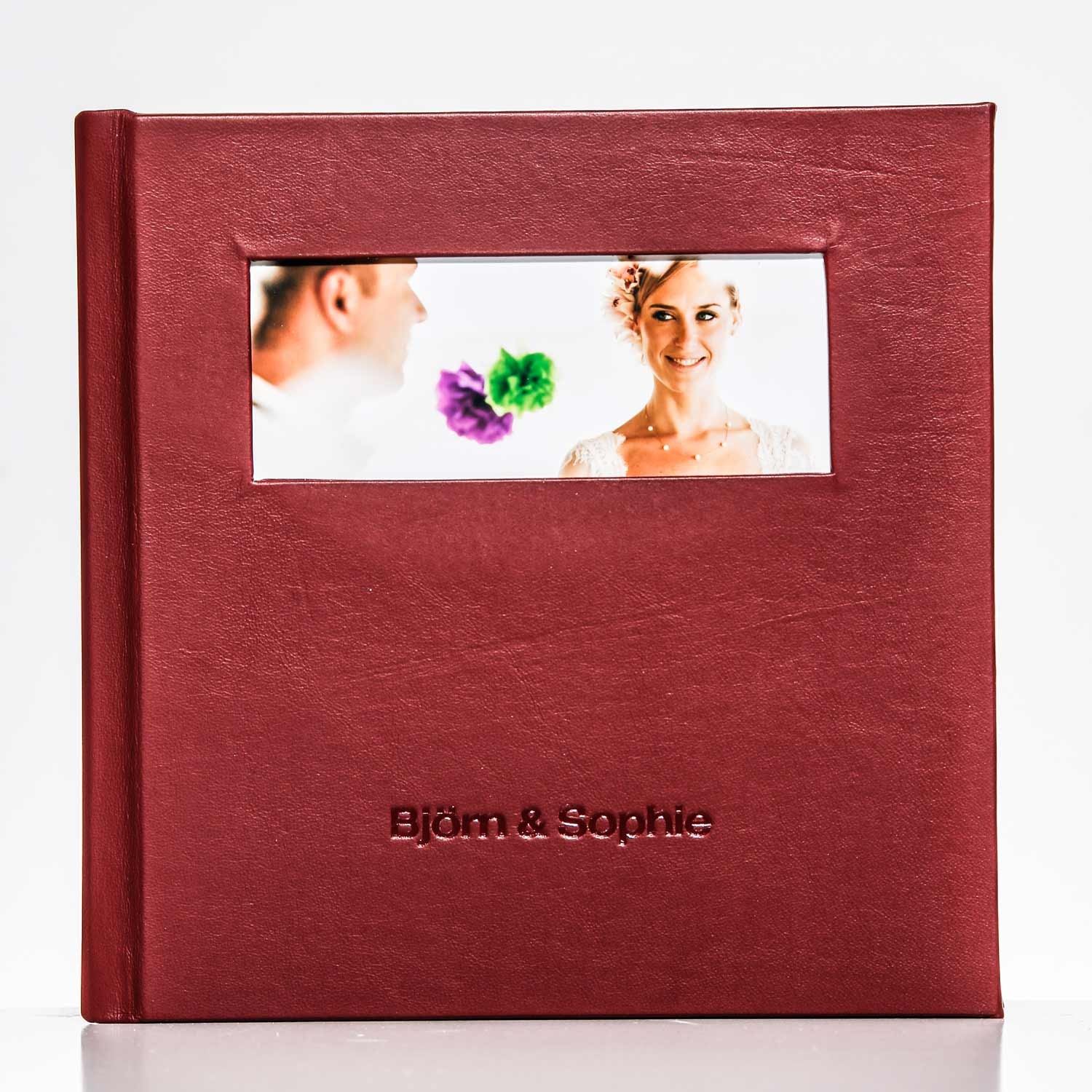 Silverbook 20x20cm with Landscape Window