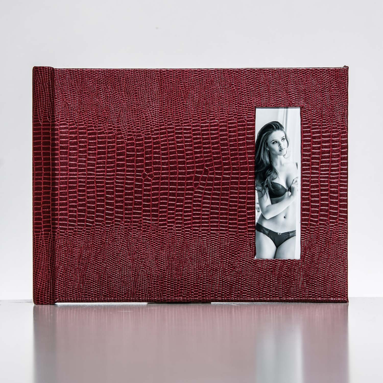 Silverbook 20x15cm with Portrait Window