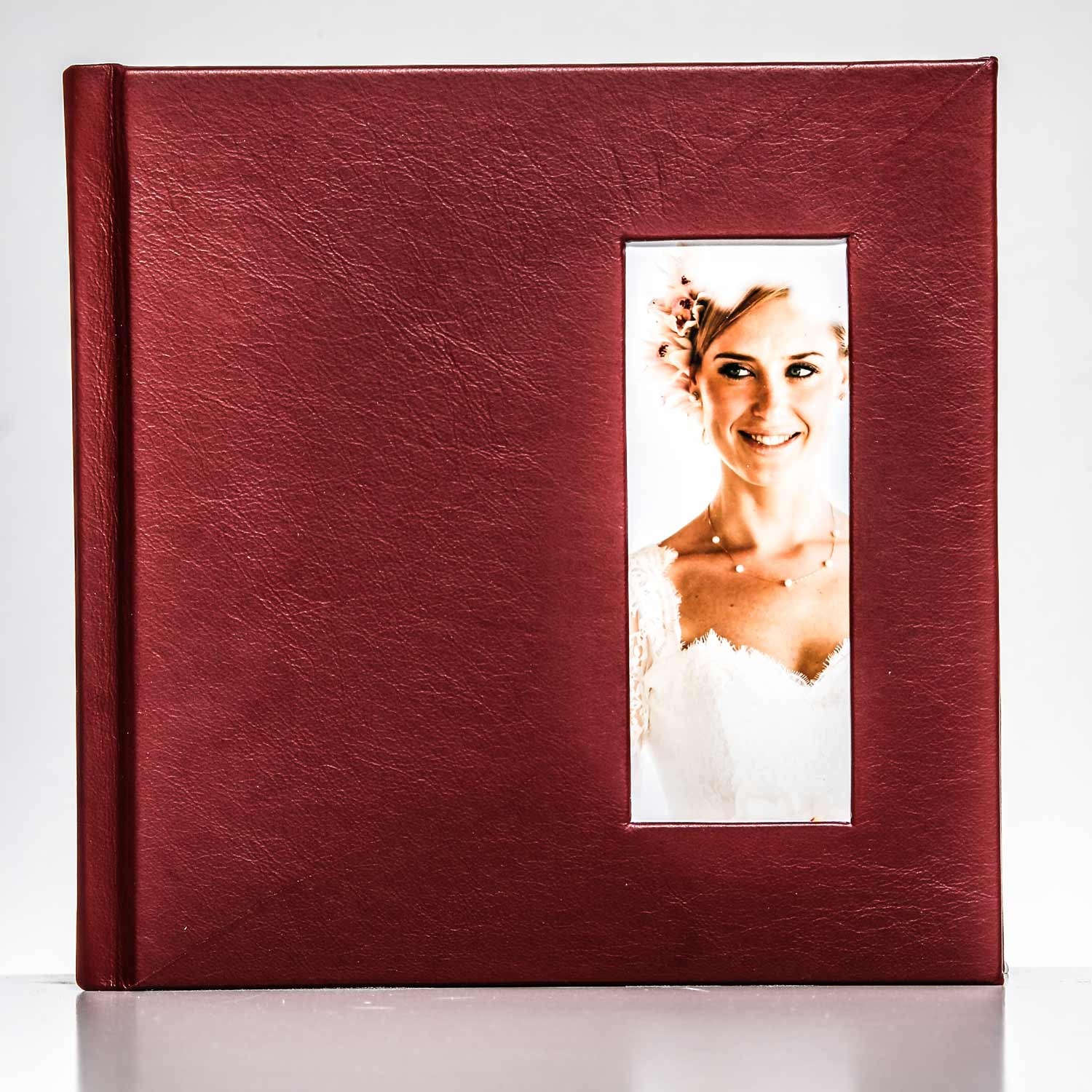 Silverbook 20x20cm mit Hochformat Fenster