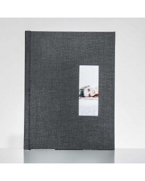 Silverbook 22,5x30cm mit Hochformat Fenster